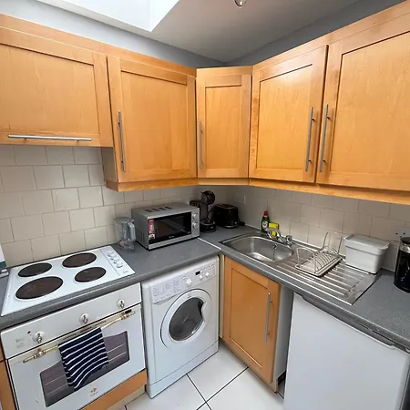 Leevin Stay Apartments City Center-3